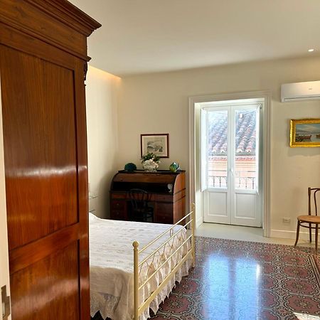 Vittorio Emanuele Street House Apartment Чефалу Екстериор снимка